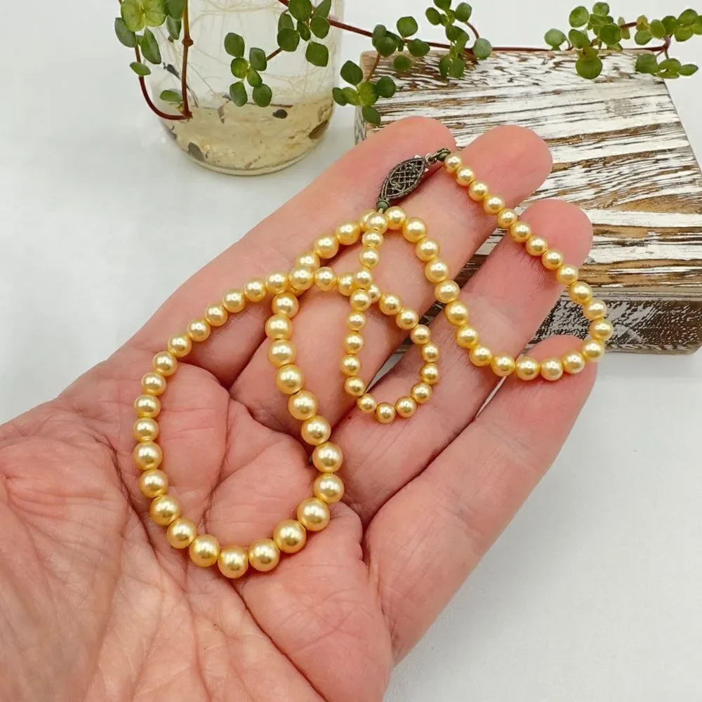 Vintage Girls Graduated Pearl Necklace